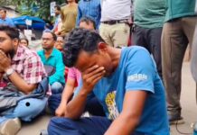 Recruitment Scam: ‘একযাত্রায় পৃথক ফল! আমাদের কি পরিবার নেই?’, প্রাথমিকের রায়ের পরই গর্জে উঠলেন SSC-র ‘যোগ্য’ শিক্ষকরা